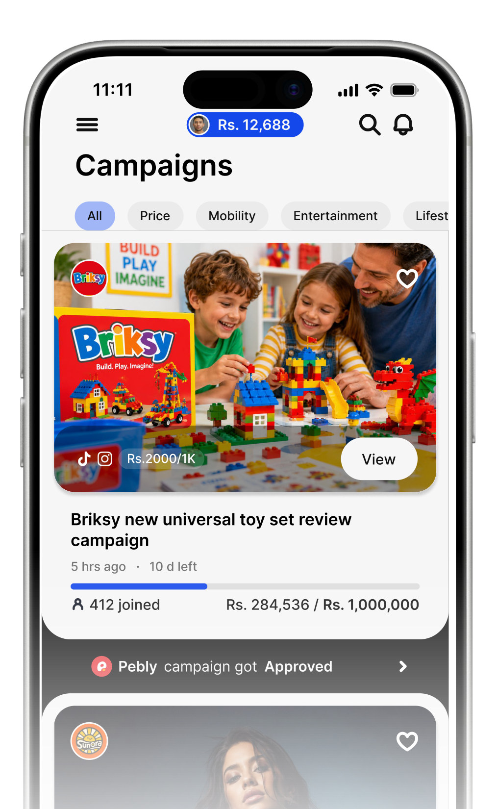 The Polysocial mobile app showing the Campaigns screen with a Briksy toy-set review campaign.